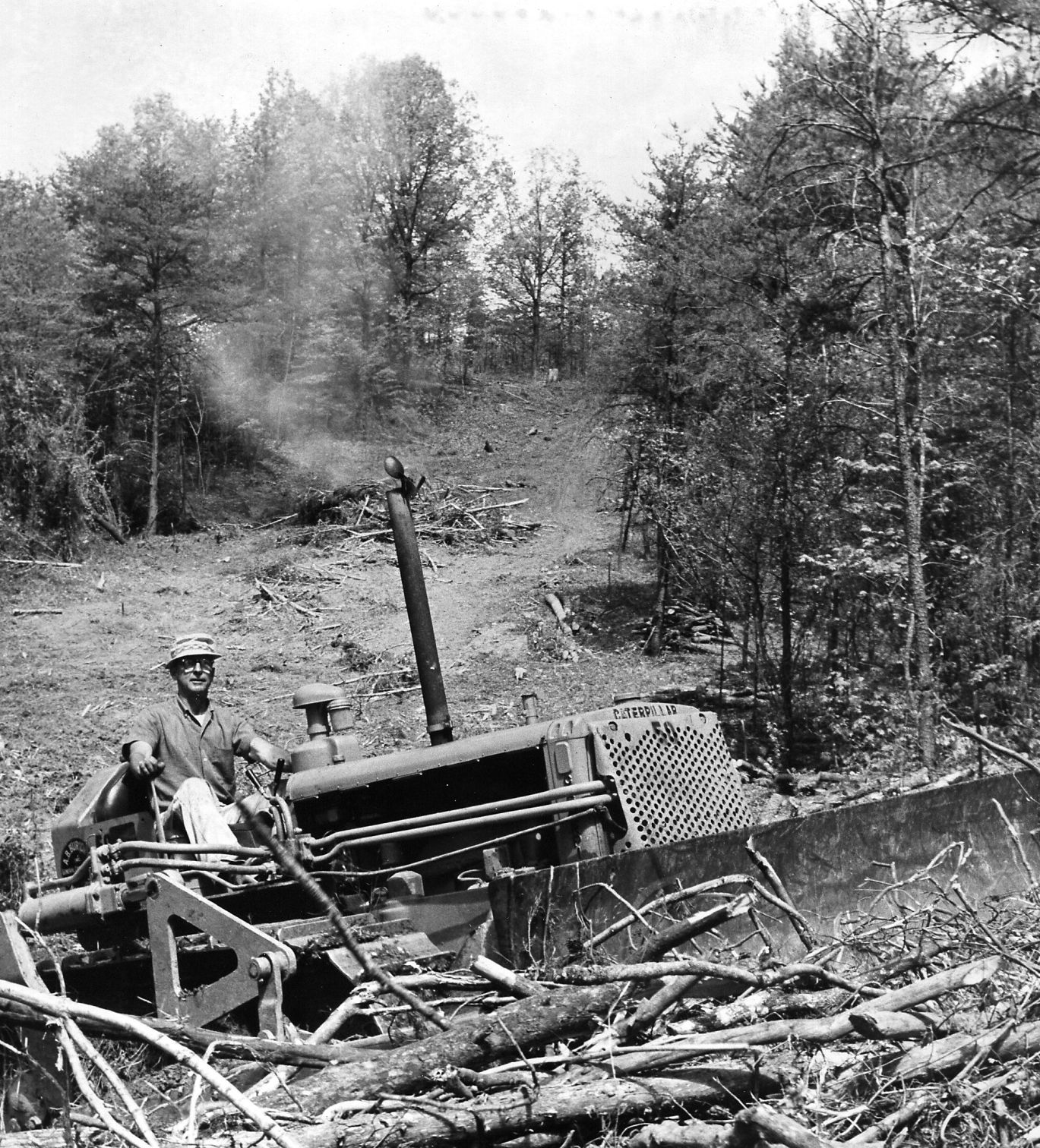 1964-05-06 dozer.jpg